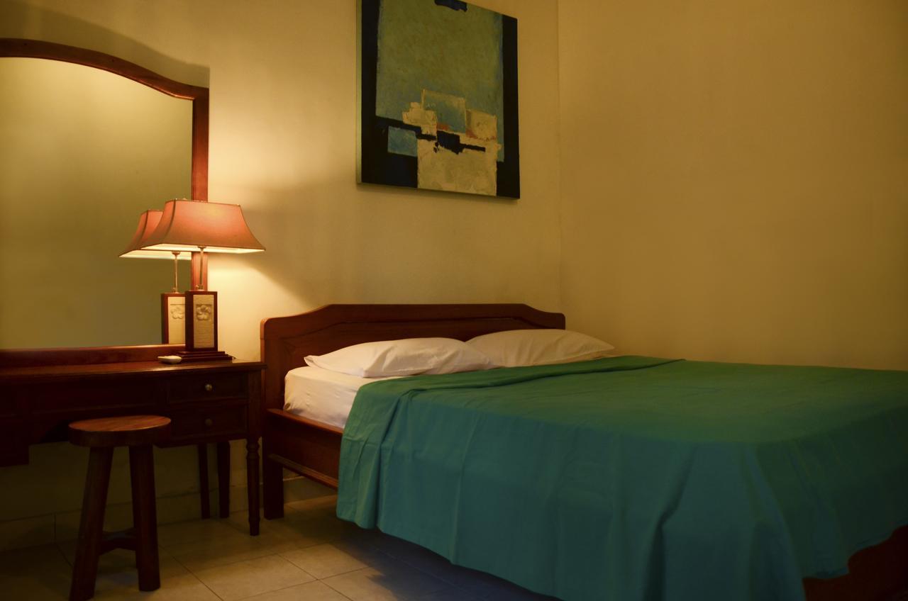 Little Pond Homestay Sanur Exterior foto